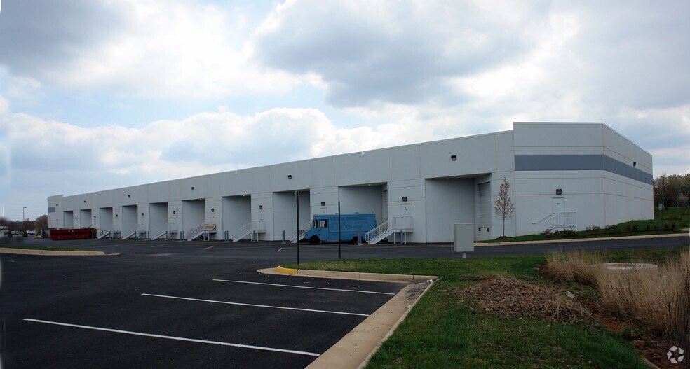 More Photos Of 21770 Beaumeade Cir, Ashburn Warehouse For Sale