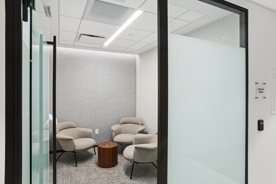 More Photos Of 6500 Rock Spring Dr, Bethesda Medical For Lease