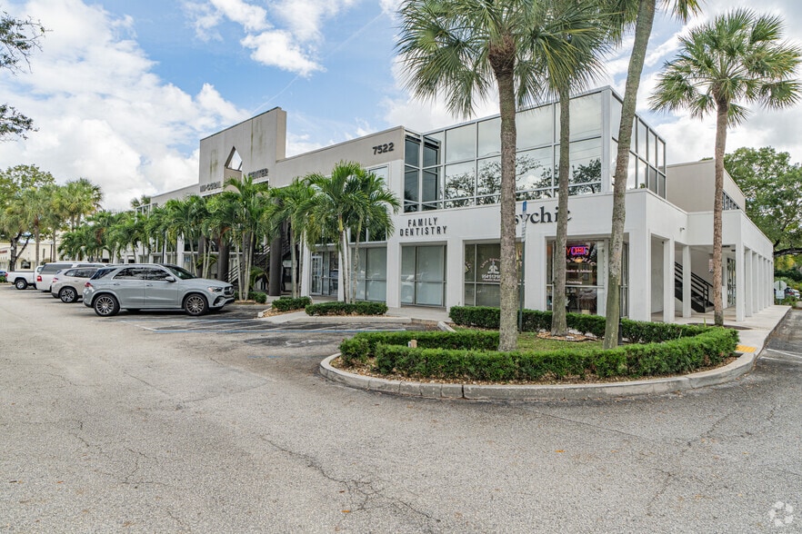 Primary Photo Of 7522 Wiles Rd, Coral Springs Office For Lease