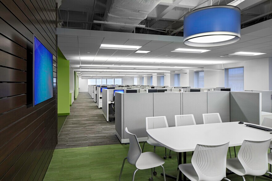 More Photos Of 1500 Market St, Philadelphia Office For Lease