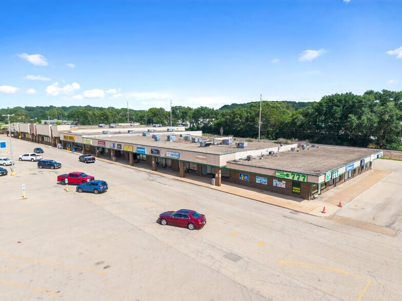 More Photos Of 2410-2500 E Washington St, East Peoria Unknown For Lease