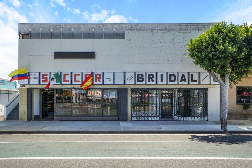 More Photos Of 11850 Hawthorne Blvd, Hawthorne Storefront Retail Residential For Sale