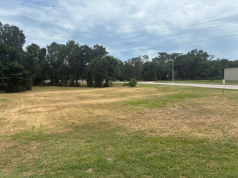 More Photos Of Beck Street & Silkwood Drive, Bryan Land For Sale