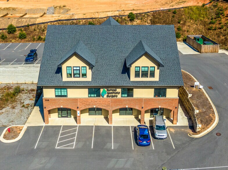 More Photos Of 208 Charlotte Hwy, Asheville Medical For Sale