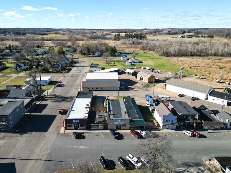 More Photos Of 115 Diamond St N, Ridgeland General Retail For Sale