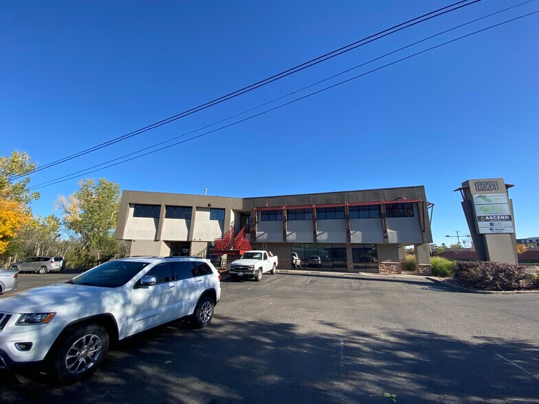 More Photos Of 5231 S Santa Fe Dr, Littleton Loft Creative Space For Lease