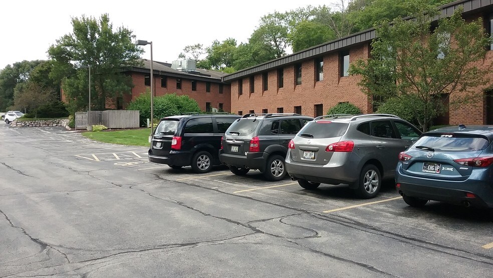 More Photos Of 20700 Watertown Rd, Waukesha Unknown For Lease