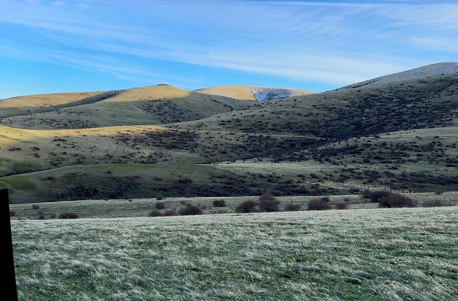 More Photos Of 46054 McKay Creek Rd, Pilot Rock Land For Sale