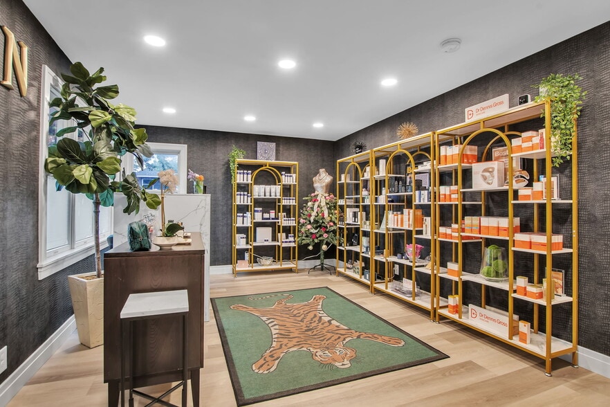 More Photos Of 3925 N Buffalo St, Orchard Park Storefront Retail Office For Sale