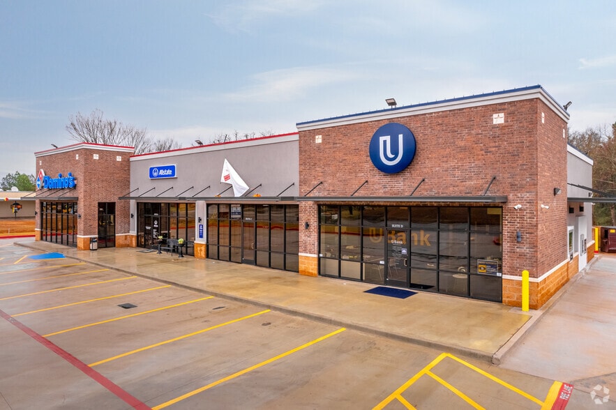 More Photos Of 522 B State Hwy 31 East, Chandler Freestanding For Lease