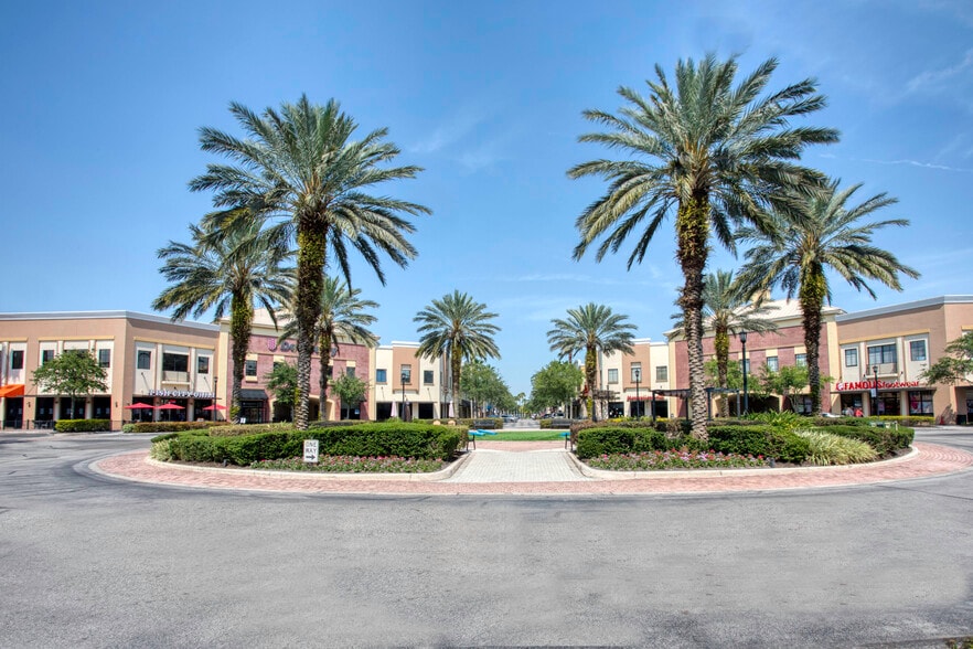 More Photos Of 1479 Town Center Dr, Lakeland Unknown For Lease