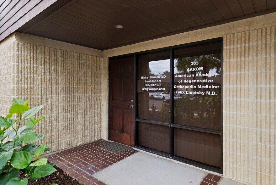 More Photos Of 611 Druid Rd E, Clearwater Medical For Sale