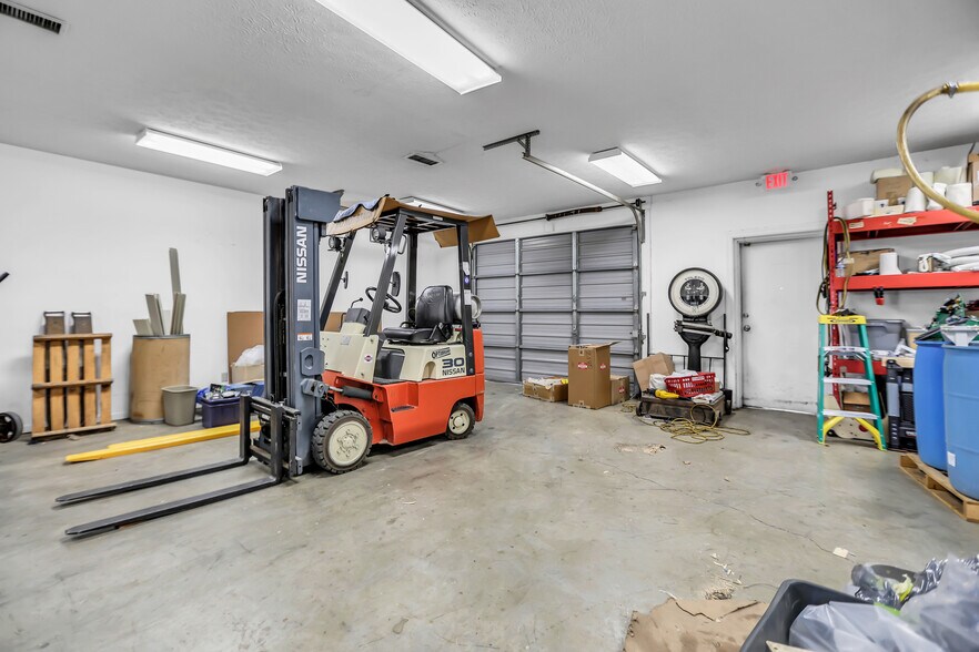 More Photos Of 5 Industrial Park Dr, Hendersonville Freestanding For Sale