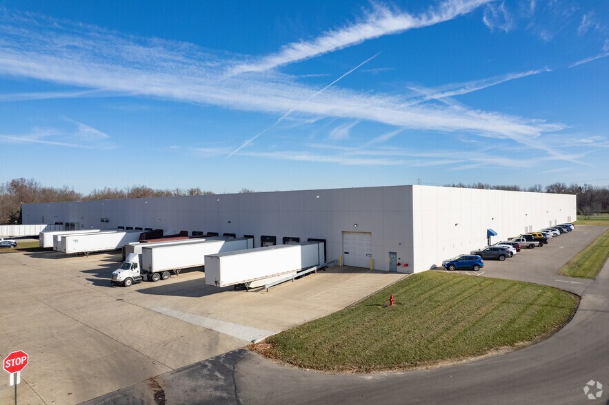 More Photos Of 4101 Founders Blvd, Batavia Warehouse For Lease