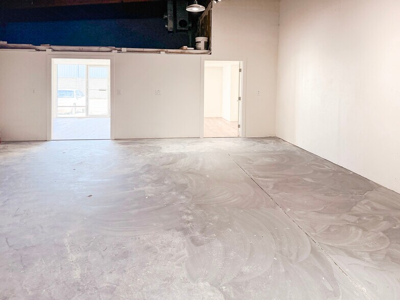 More Photos Of 201-207 Benton Ct, Suisun City Auto Repair For Lease