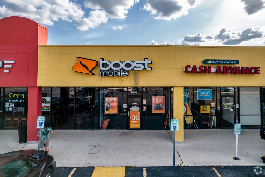 More Photos Of 13909 Nacogdoches Rd, San Antonio Unknown For Lease