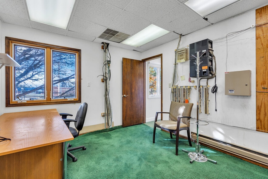 More Photos Of 1 Dag Hammarskjold Blvd, Howell Office For Sale