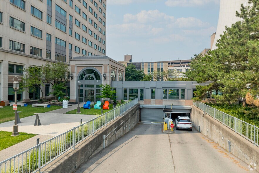 More Photos Of 75 S Clinton Ave, Rochester Office For Lease