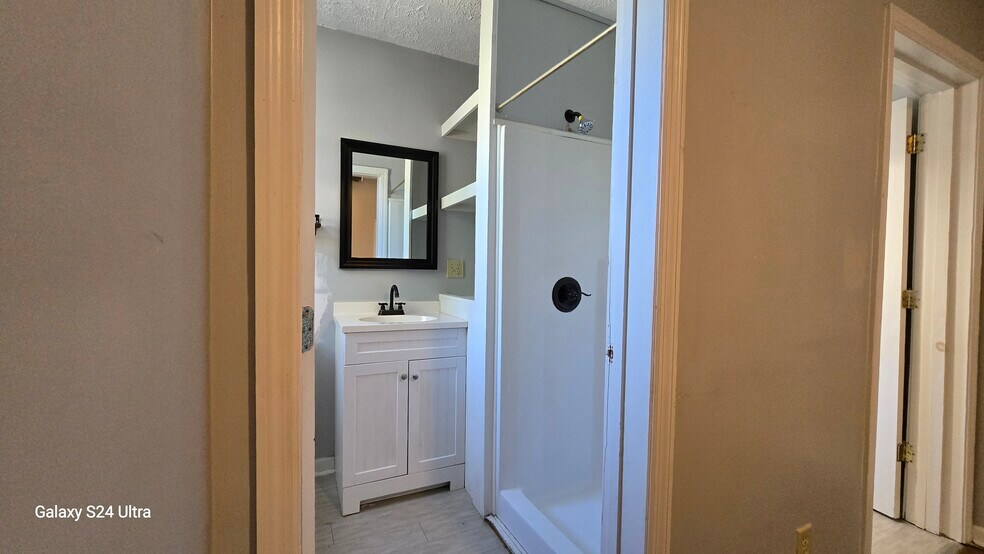 More Photos Of 1412-1418 Armstrong Ave, Knoxville Apartments For Sale