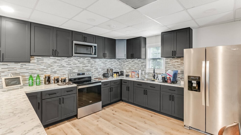 More Photos Of 2925 Fm 1960 Rd, Humble Office For Sale