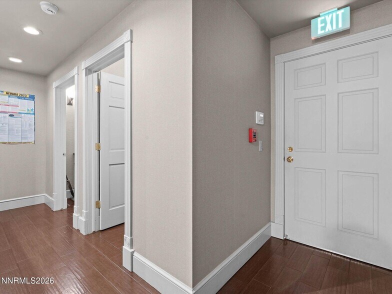 More Photos Of 441 W Plumb Ln, Reno Office For Sale