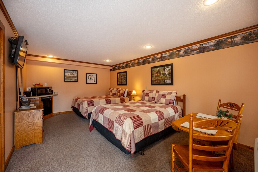 More Photos Of 17848 Garrett Hwy, Oakland Apartments For Sale