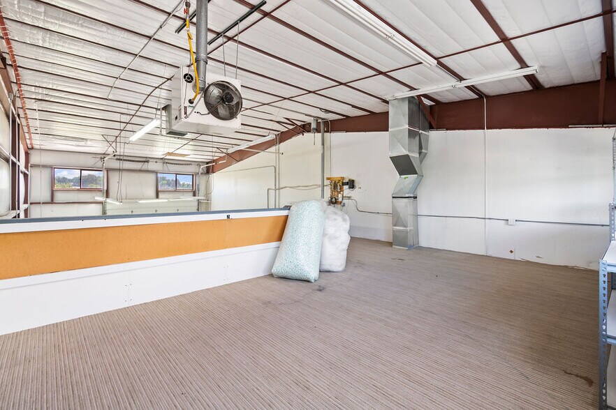 More Photos Of 562 W Crete Cir, Grand Junction Warehouse For Sale