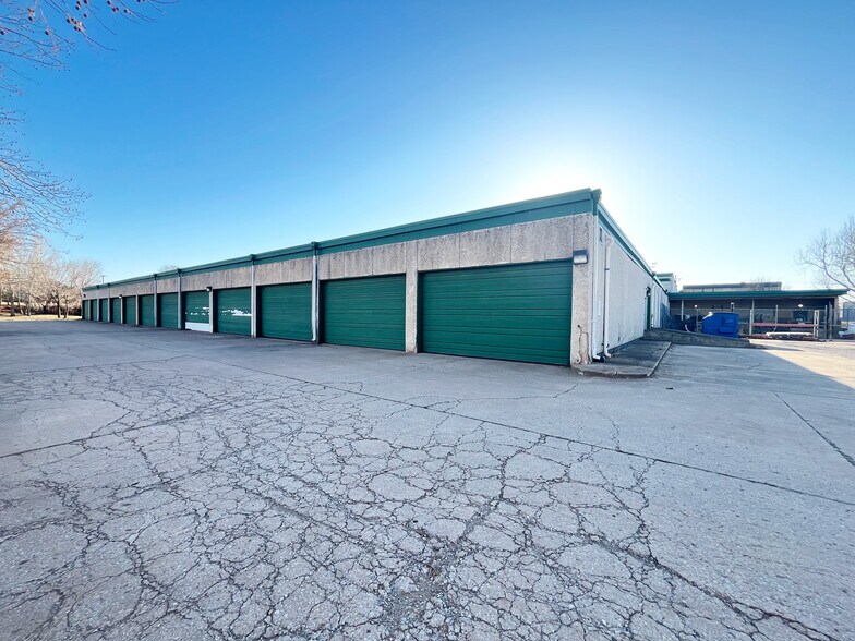 More Photos Of 7000 N Robinson Ave, Oklahoma City Warehouse For Lease