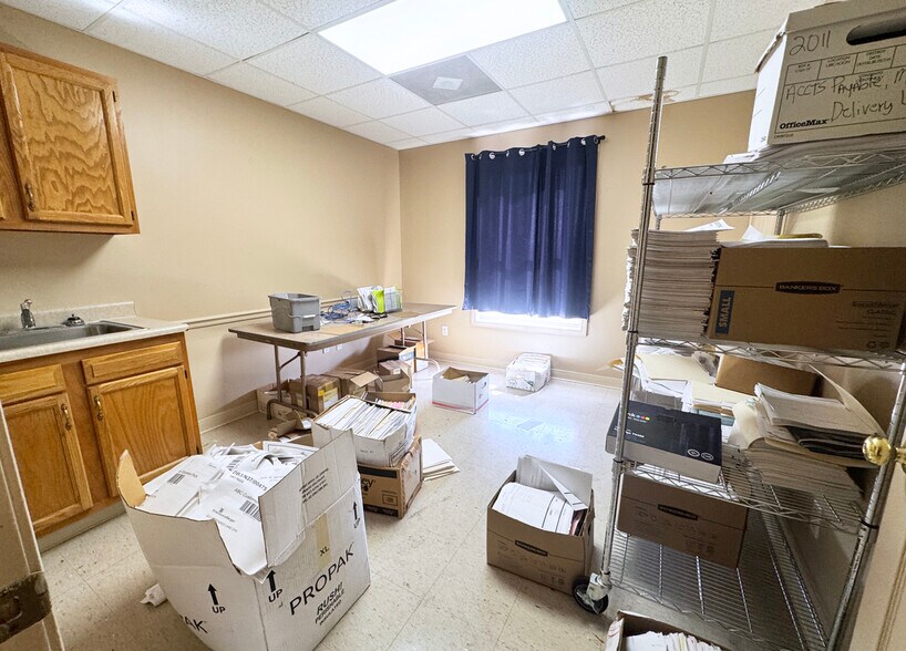 More Photos Of 109 Moran St, Glasgow Office For Sale