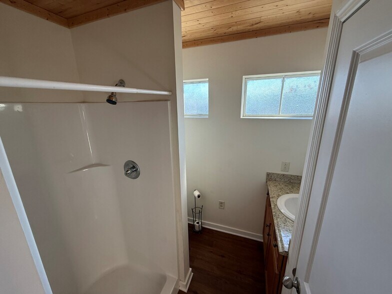 More Photos Of 221 W Main St, Woodbury General Retail For Sale