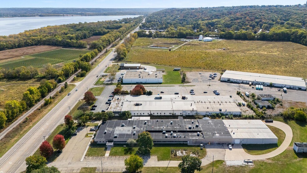 More Photos Of 6533 N Galena Rd, Peoria Manufacturing For Lease