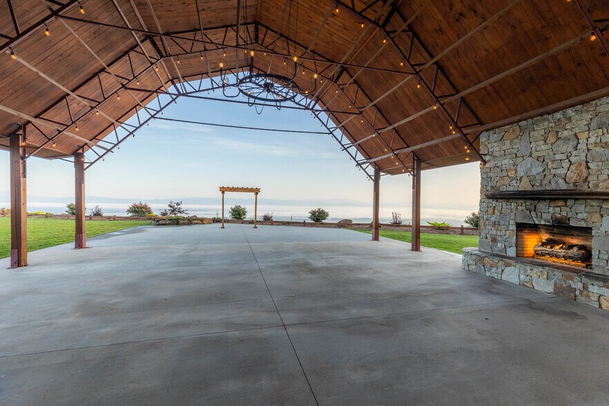 More Photos Of 6572 Burkemont Rd, Morganton Specialty For Sale