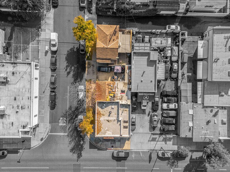 More Photos Of 2200 W Burbank Blvd, Burbank Freestanding For Sale