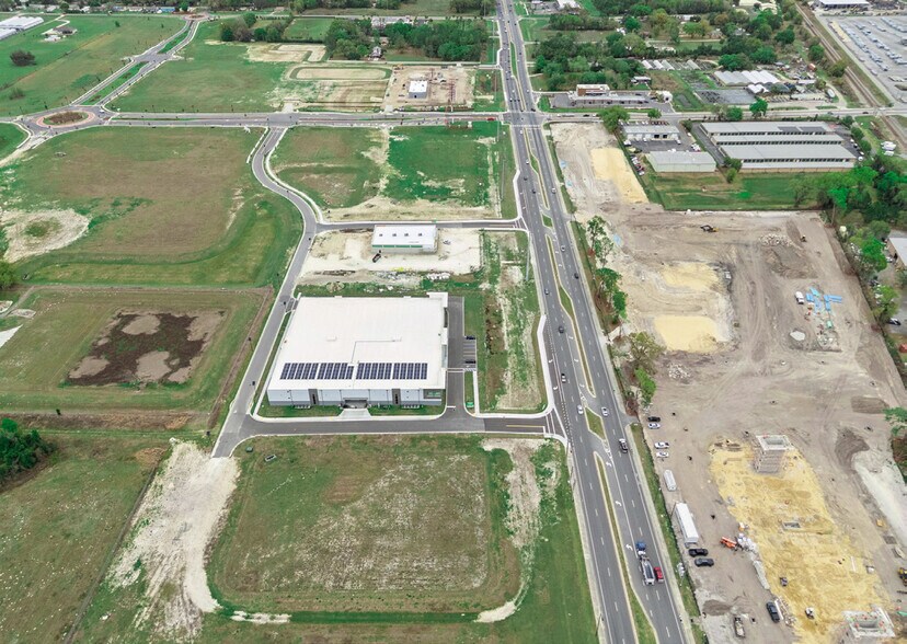More Photos Of US-301 & E County Rd 462, Wildwood Land For Lease