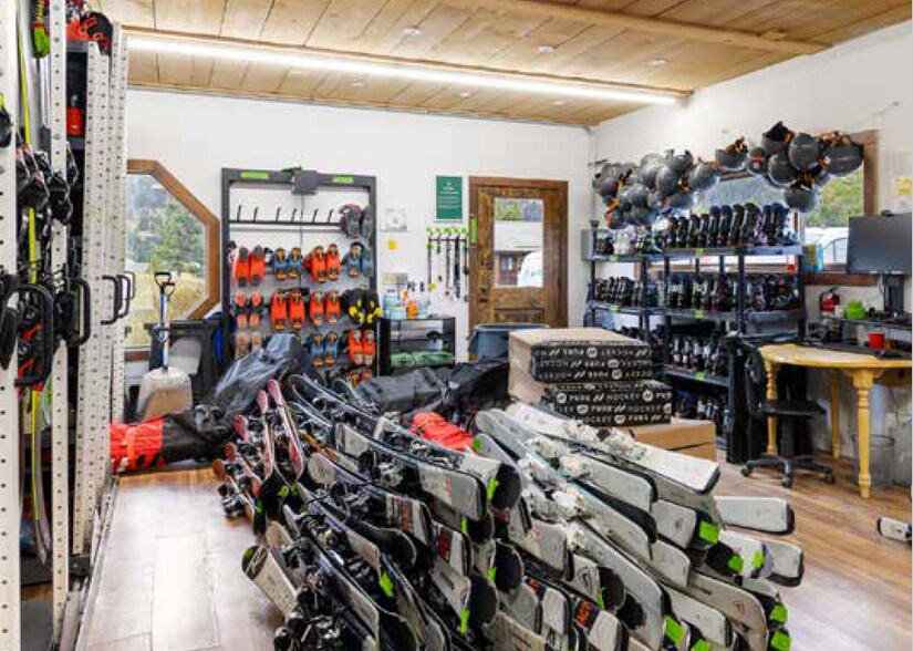 More Photos Of 11 Skywood rd, Big Sky General Retail For Sale