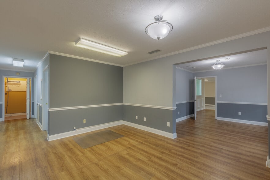 More Photos Of 1438 Battlefield Pky, Fort Oglethorpe Office For Sale