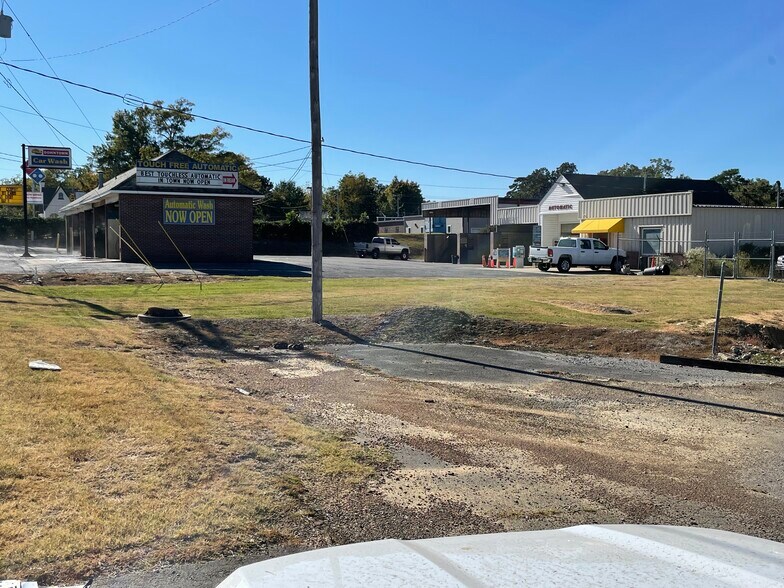 More Photos Of 401 3rd St SW, Cullman Specialty For Sale