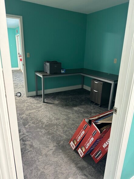 More Photos Of 10569 Lem Turner Rd, Jacksonville Medical For Sale