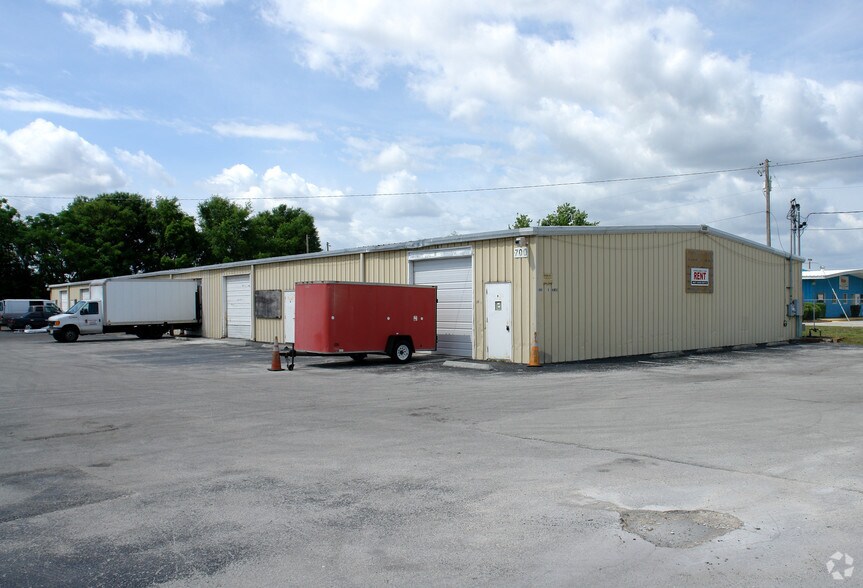 More Photos Of 700 S Milwee St, Longwood Warehouse For Sale