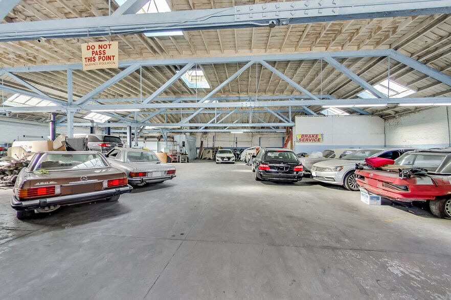 More Photos Of 3475 Champion St, Oakland Auto Repair For Sale