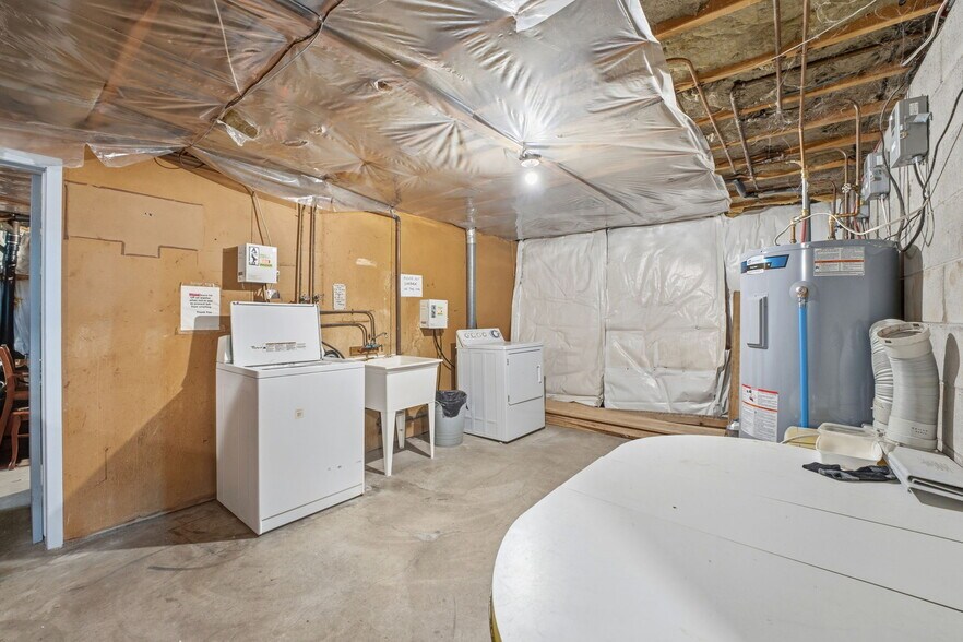More Photos Of 128 Ninth Av, Brantford Apartments For Sale