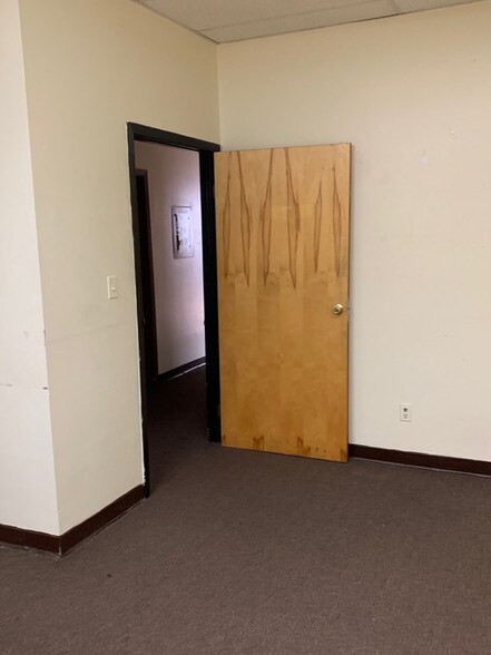 More Photos Of 85 S Harrison St, East Orange Medical For Lease