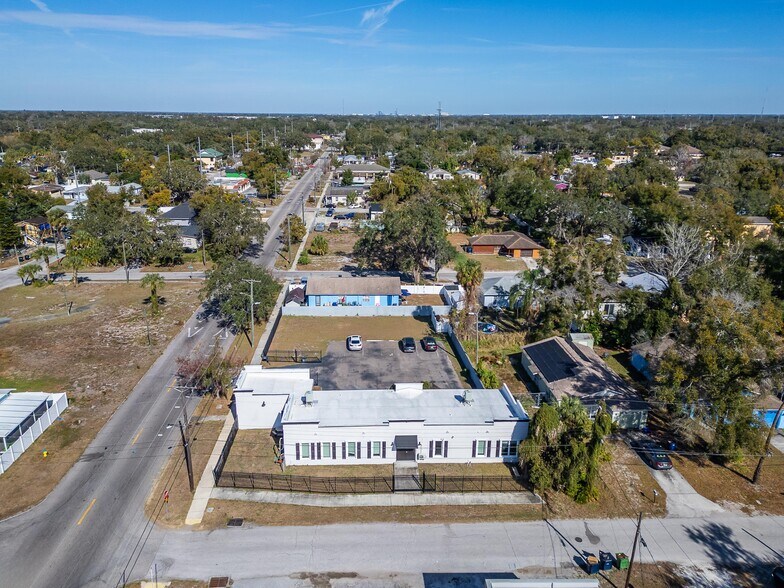 More Photos Of 3411 N 29th St, Tampa Office For Sale