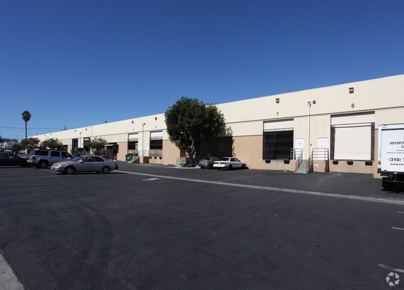 More Photos Of 13104 Avalon Blvd, Los Angeles Warehouse For Lease