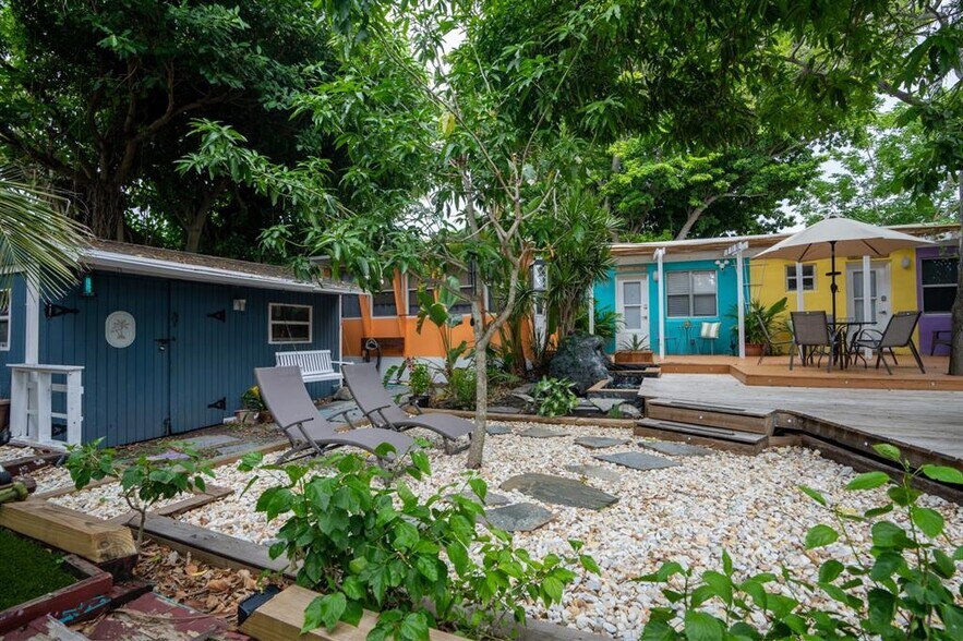 More Photos Of 1944 NE 5th St, Deerfield Beach Apartments For Sale