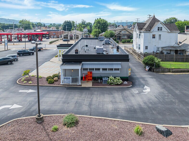More Photos Of 472 Adams St, Rochester Bank For Sale