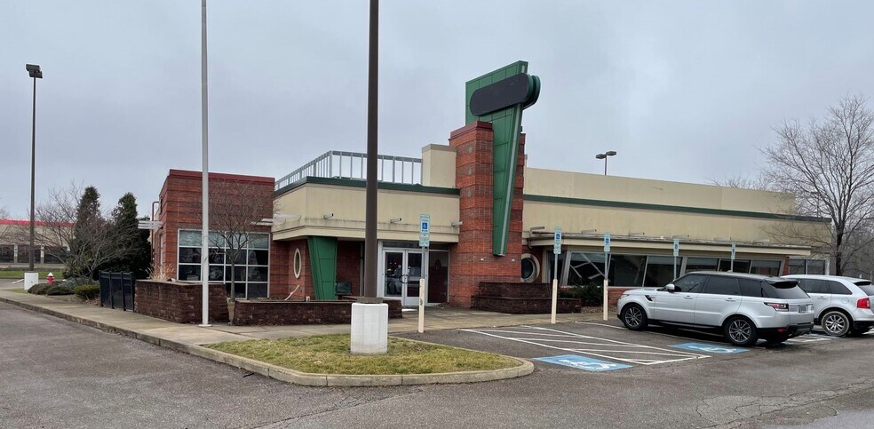 More Photos Of 1733-6935 Midway Mall, Elyria Unknown For Lease