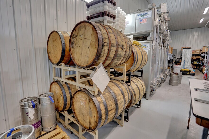 More Photos Of 596 Harman Rd, Halifax Winery Vineyard For Sale