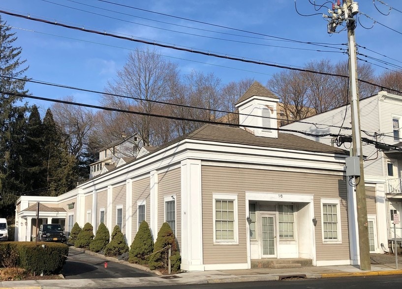 Primary Photo Of 96 Lexington Ave, Mount Kisco General Retail For Sale