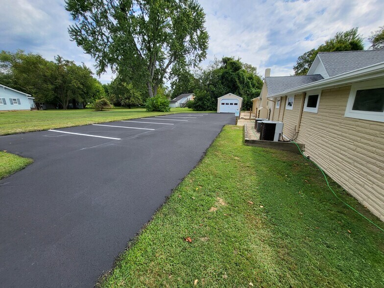 More Photos Of 320 Glebe Rd, Easton Office For Lease